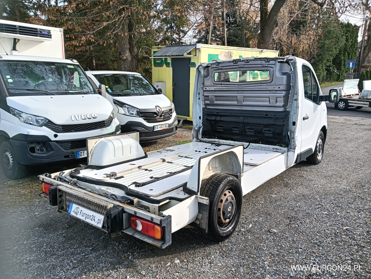 RENAULT TRAFIC PLATFORMA DO ZABUDOWY NR 876 - Veículo comercial: foto 4 RENAULT TRAFIC PLATFORMA DO ZABUDOWY NR 876 - Veículo comercial: foto 4