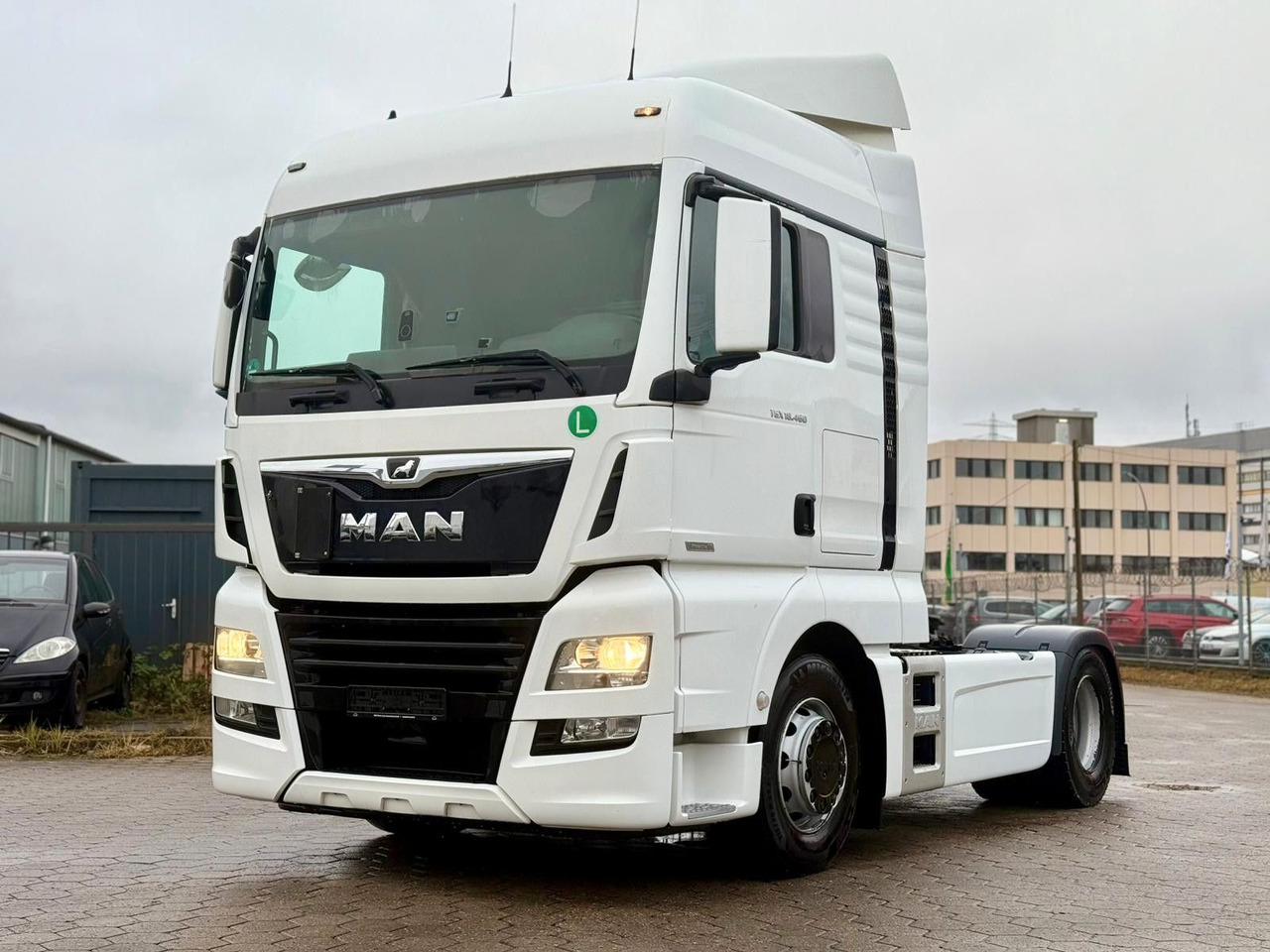 MAN TGX 18 460 Retarter+Standklima - Tractor: foto 1 MAN TGX 18 460 Retarter+Standklima - Tractor: foto 1