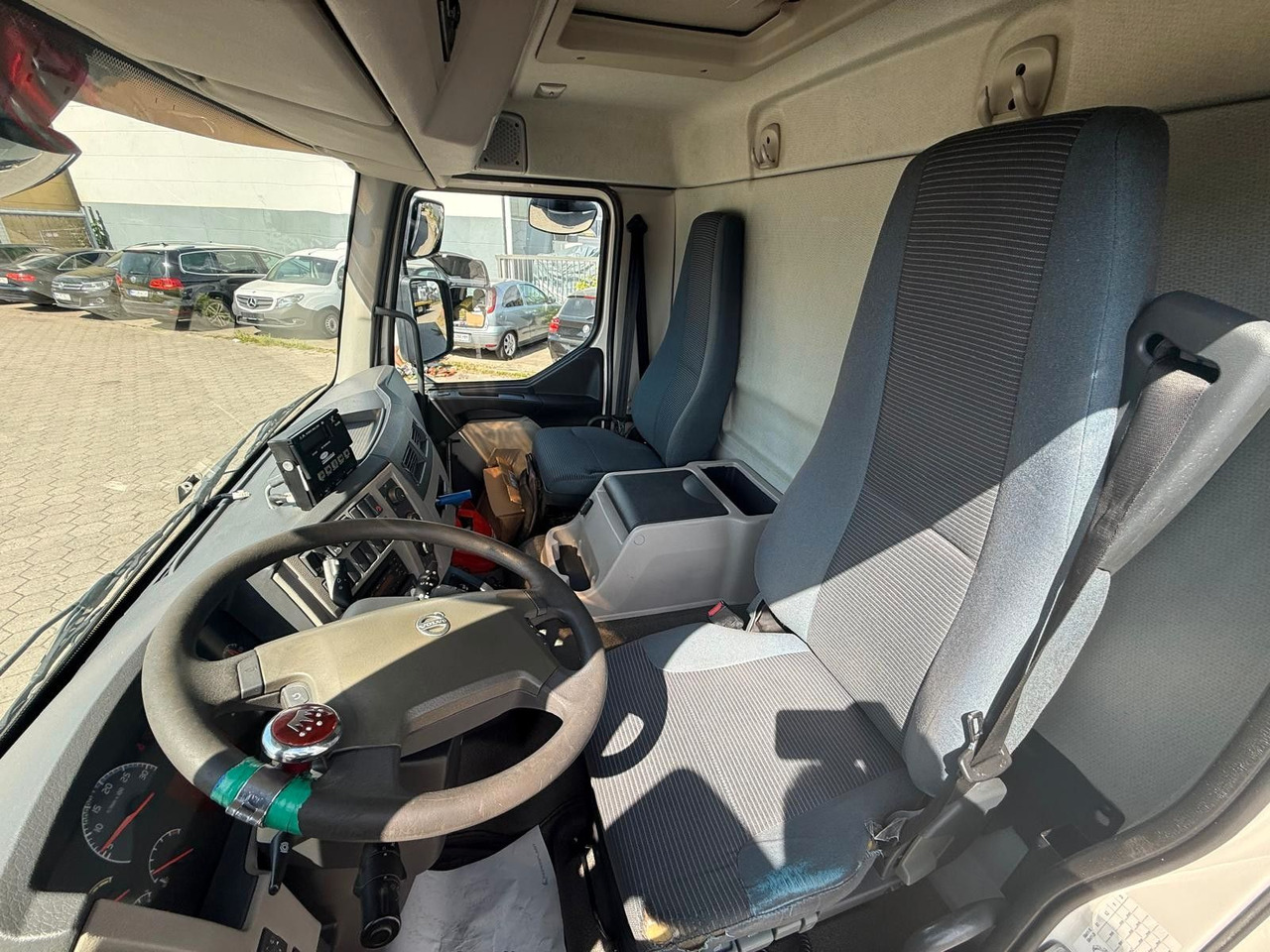 Camião frigorífico Volvo FL 240 Carrier Easy Cold+Hebebühne: foto 6