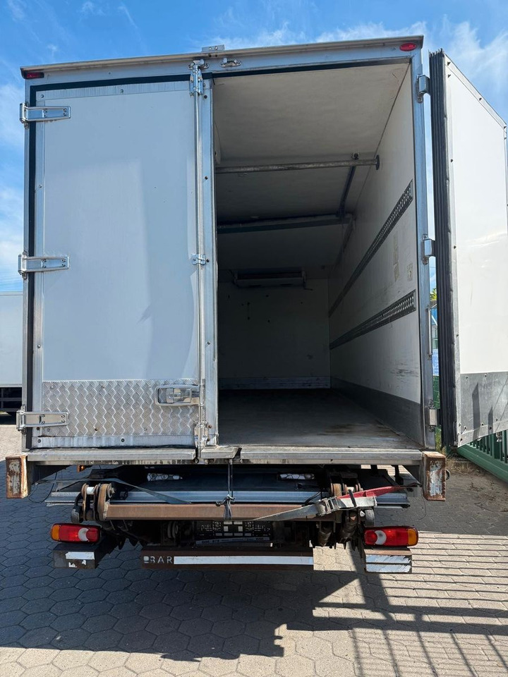 Camião frigorífico Volvo FL 240 Carrier Easy Cold+Hebebühne: foto 11