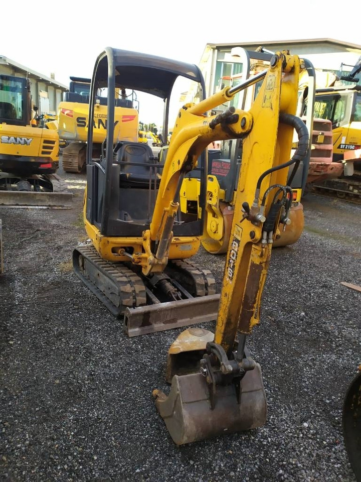 JCB 8016 - Mini escavadeira: foto 3 JCB 8016 - Mini escavadeira: foto 3