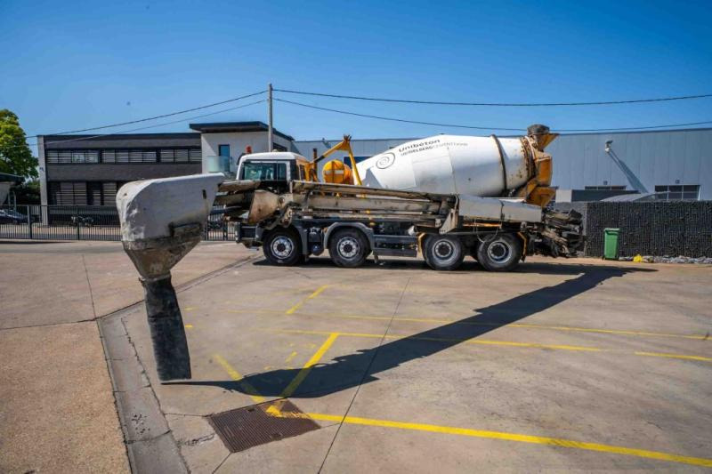 MAN TGS 32.360 BB+LIEBHERR+TAPIS THEAM TS 13m - Camião betoneira: foto 5 MAN TGS 32.360 BB+LIEBHERR+TAPIS THEAM TS 13m - Camião betoneira: foto 5