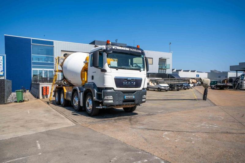 MAN TGS 32.360 BB+LIEBHERR+TAPIS THEAM TS 13m - Camião betoneira: foto 2 MAN TGS 32.360 BB+LIEBHERR+TAPIS THEAM TS 13m - Camião betoneira: foto 2