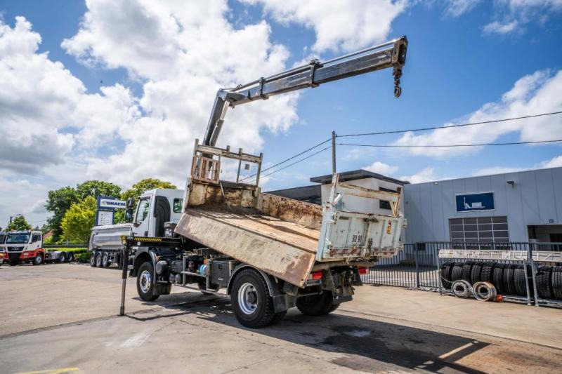 Renault KERAX 370 DXI + TRI BENNE+HIAB 16t/m + 2 EXT - Camião basculante, Camião grua: foto 5 Renault KERAX 370 DXI + TRI BENNE+HIAB 16t/m + 2 EXT - Camião basculante, Camião grua: foto 5
