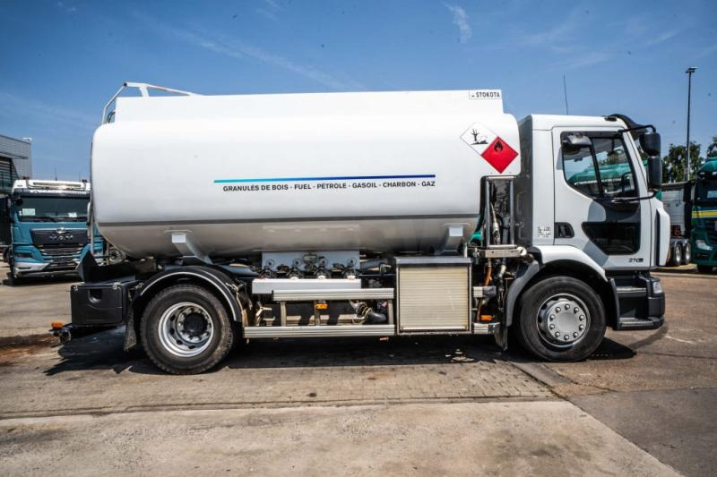 Renault MIDLUM 270 DXI + STOKOTA 14000L /4 COMP - Caminhão tanque: foto 3 Renault MIDLUM 270 DXI + STOKOTA 14000L /4 COMP - Caminhão tanque: foto 3