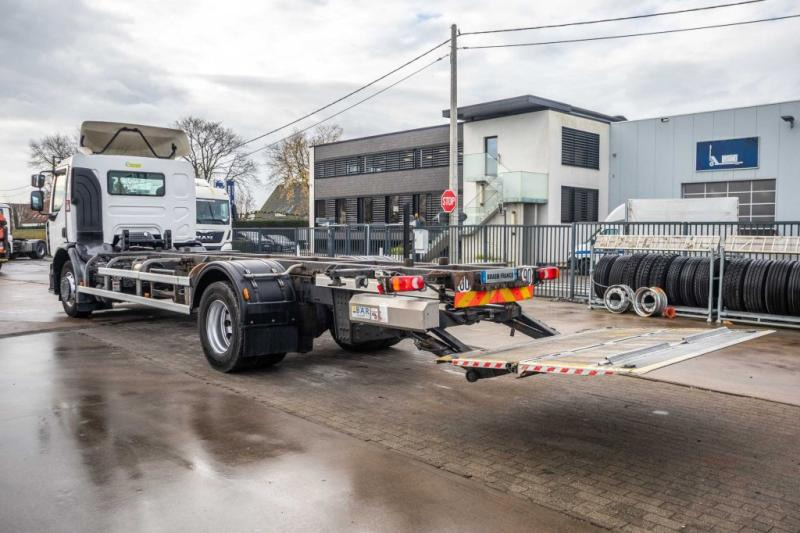 Camião transportador de contêineres/ Caixa móvel Renault PREMIUM D WIDE 320 DXI: foto 6
