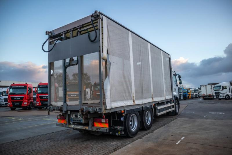 Renault PREMIUM LANDER 460DXI-6x2+10 pneus/tires-intarder - Camião de lona: foto 3 Renault PREMIUM LANDER 460DXI-6x2+10 pneus/tires-intarder - Camião de lona: foto 3