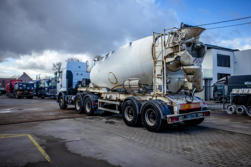 Stetter BETON MIXER/MALAXEUR/MISCHER12M³ - Semi-reboque betoneira: foto 4 Stetter BETON MIXER/MALAXEUR/MISCHER12M³ - Semi-reboque betoneira: foto 4