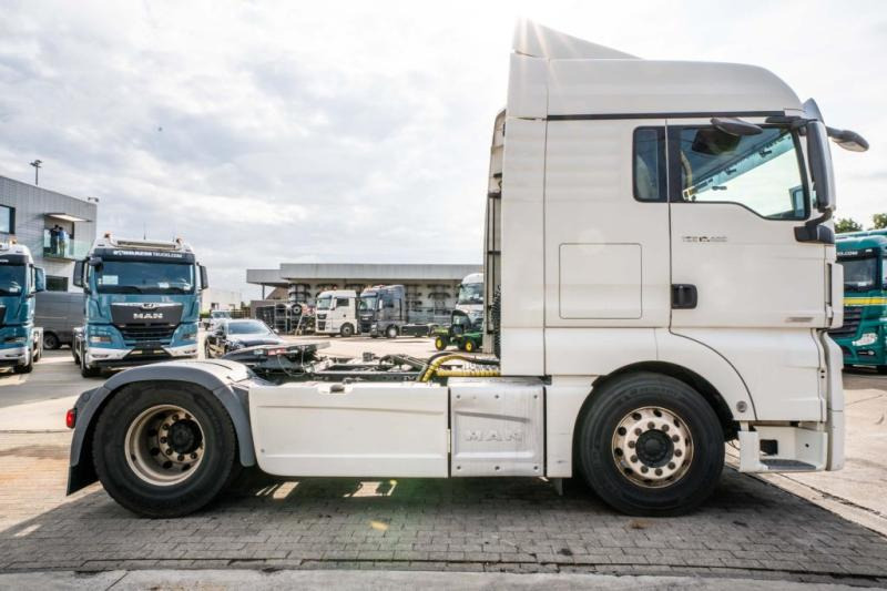 MAN TGX 18 460 XLX BLS+INTARDER+ADR+KIPHYDR. - Tractor: foto 3 MAN TGX 18 460 XLX BLS+INTARDER+ADR+KIPHYDR. - Tractor: foto 3