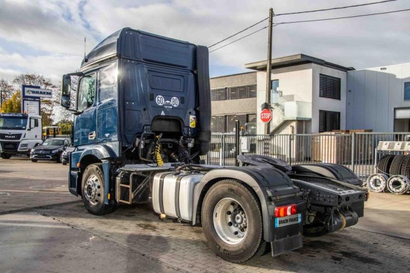Mercedes ACTROS 1843 LS+E6+HYDRAULIQUE - Tractor: foto 4 Mercedes ACTROS 1843 LS+E6+HYDRAULIQUE - Tractor: foto 4