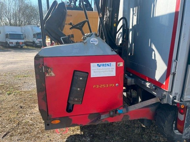 Palfinger F3-253PX Allrad - Empilhadeira: foto 2 Palfinger F3-253PX Allrad - Empilhadeira: foto 2