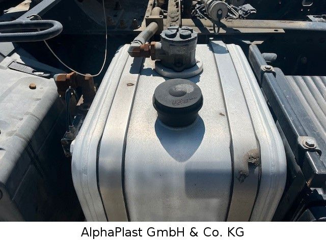 MAN 18.400 / 4x2 Hydraulik Orginal KM TipTop 18.400 / 4x2 Hydraulik Orginal KM TipTop - Tractor: foto 4 MAN 18.400 / 4x2 Hydraulik Orginal KM TipTop 18.400 / 4x2 Hydraulik Orginal KM TipTop - Tractor: foto 4