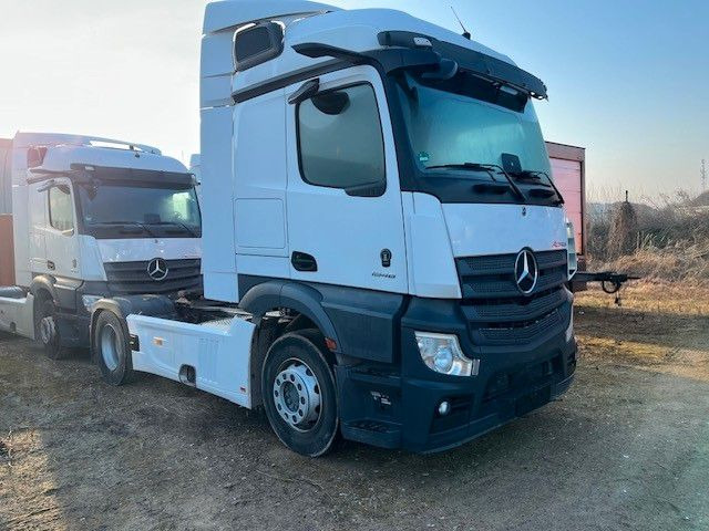 Mercedes-Benz Actros 1846 5 L-Fahrerhaus - Tractor: foto 5 Mercedes-Benz Actros 1846 5 L-Fahrerhaus - Tractor: foto 5