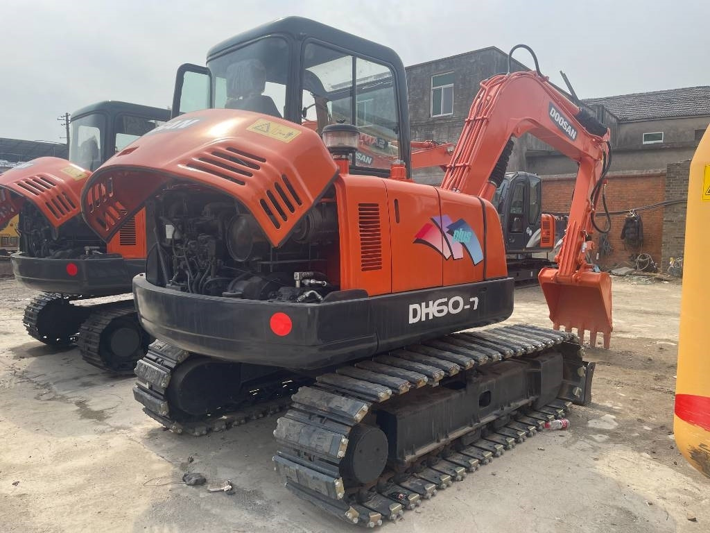 Doosan DH 60 - Mini escavadeira: foto 1 Doosan DH 60 - Mini escavadeira: foto 1