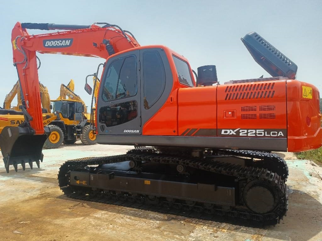 Doosan DX 225 - Escavadora de rastos: foto 3 Doosan DX 225 - Escavadora de rastos: foto 3