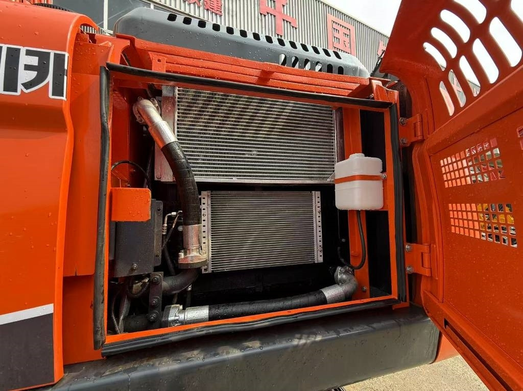 Doosan DX 225 LCA - Escavadora de rastos: foto 3 Doosan DX 225 LCA - Escavadora de rastos: foto 3
