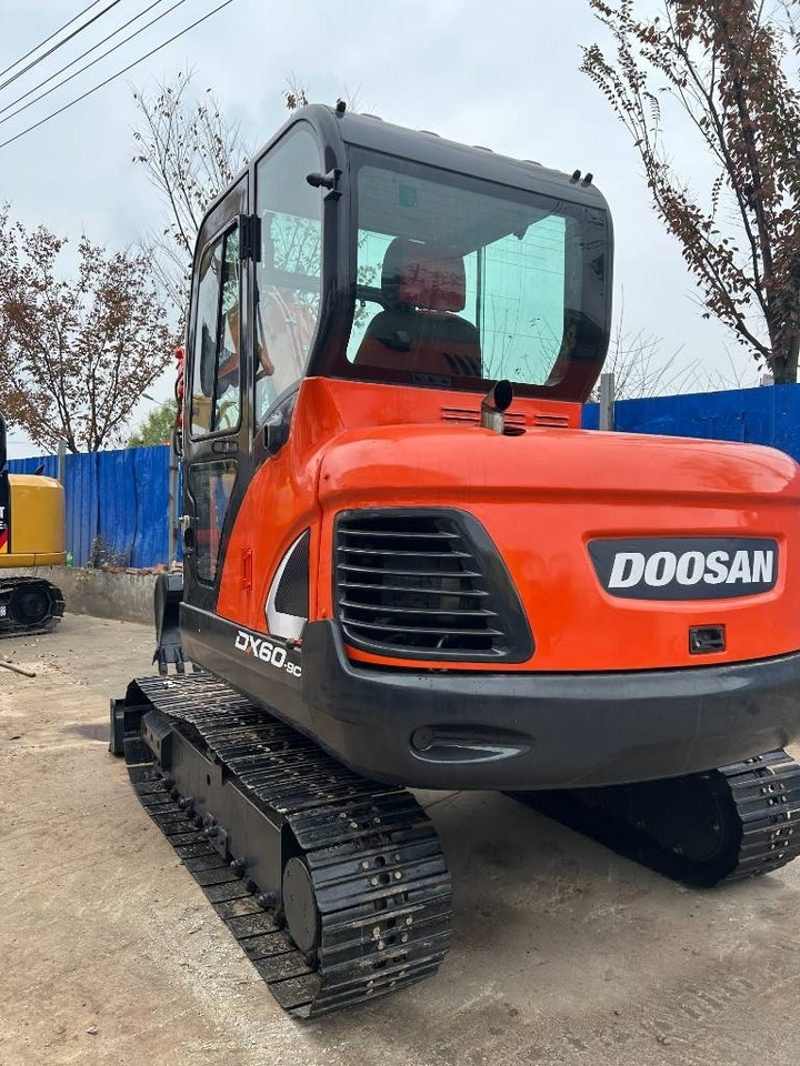 Doosan DX 60 - Mini escavadeira: foto 2 Doosan DX 60 - Mini escavadeira: foto 2