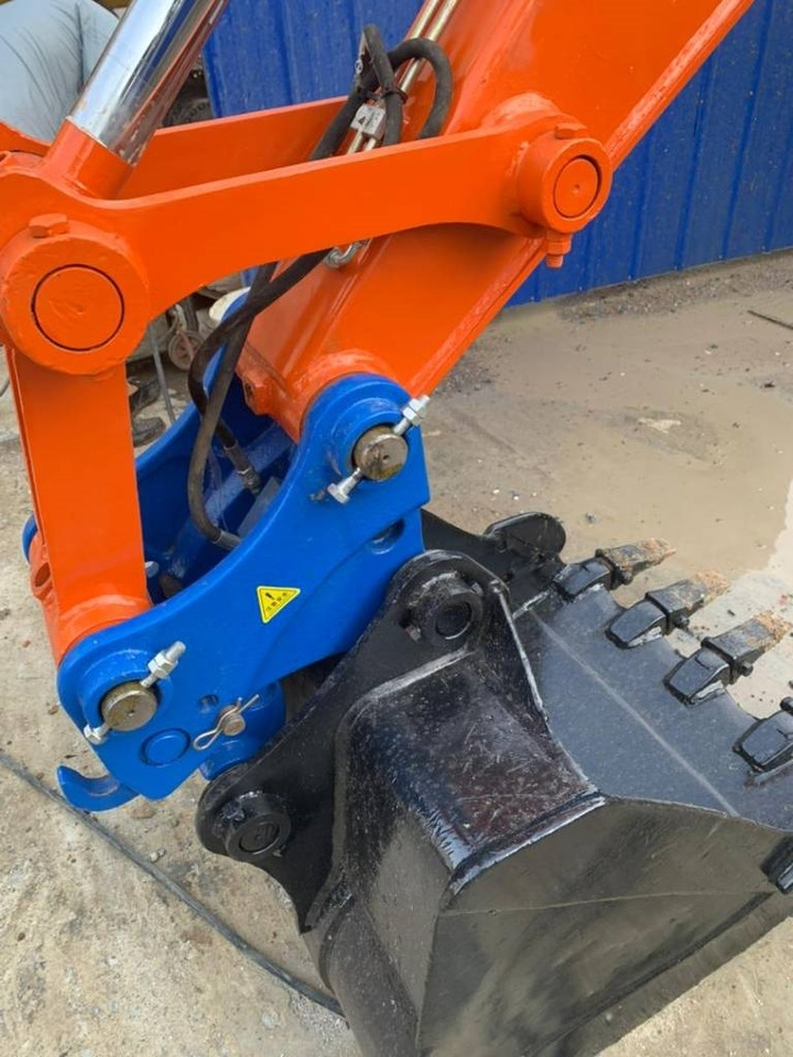 Doosan DX 75-9 C - Mini escavadeira: foto 4 Doosan DX 75-9 C - Mini escavadeira: foto 4