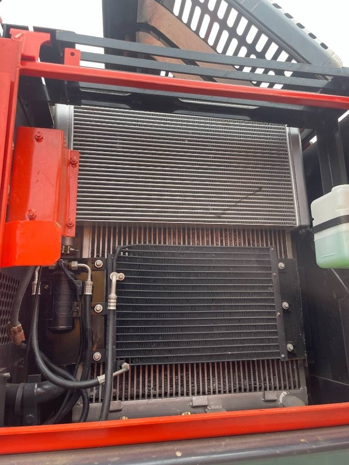 Doosan DX225LCA  - Escavadora de rastos: foto 2 Doosan DX225LCA  - Escavadora de rastos: foto 2