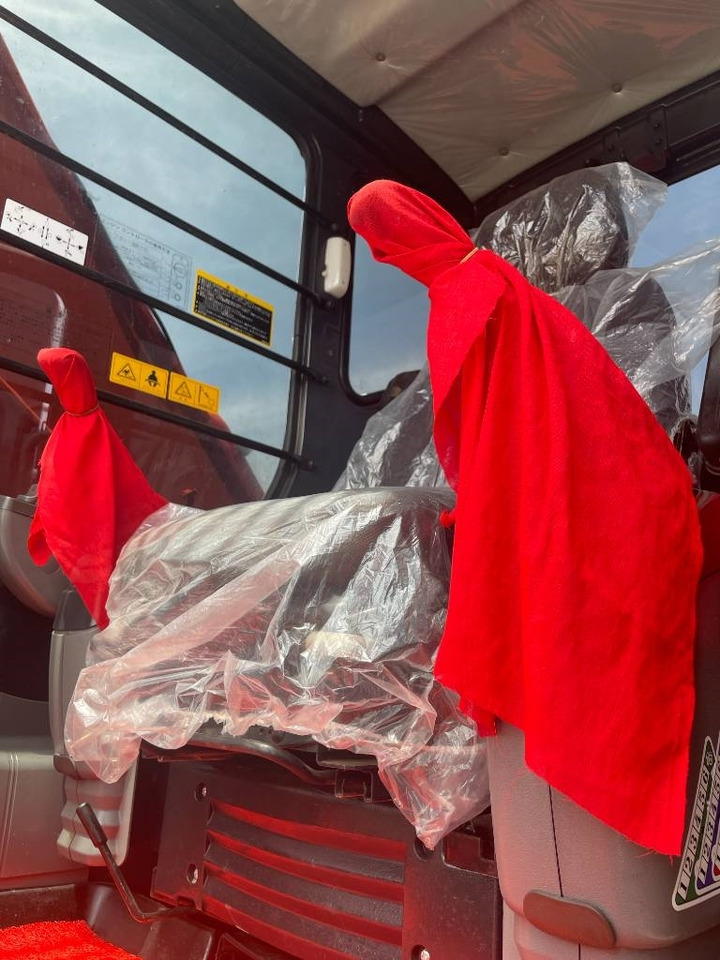 Hitachi ZX 200 - Escavadora de rastos: foto 2 Hitachi ZX 200 - Escavadora de rastos: foto 2