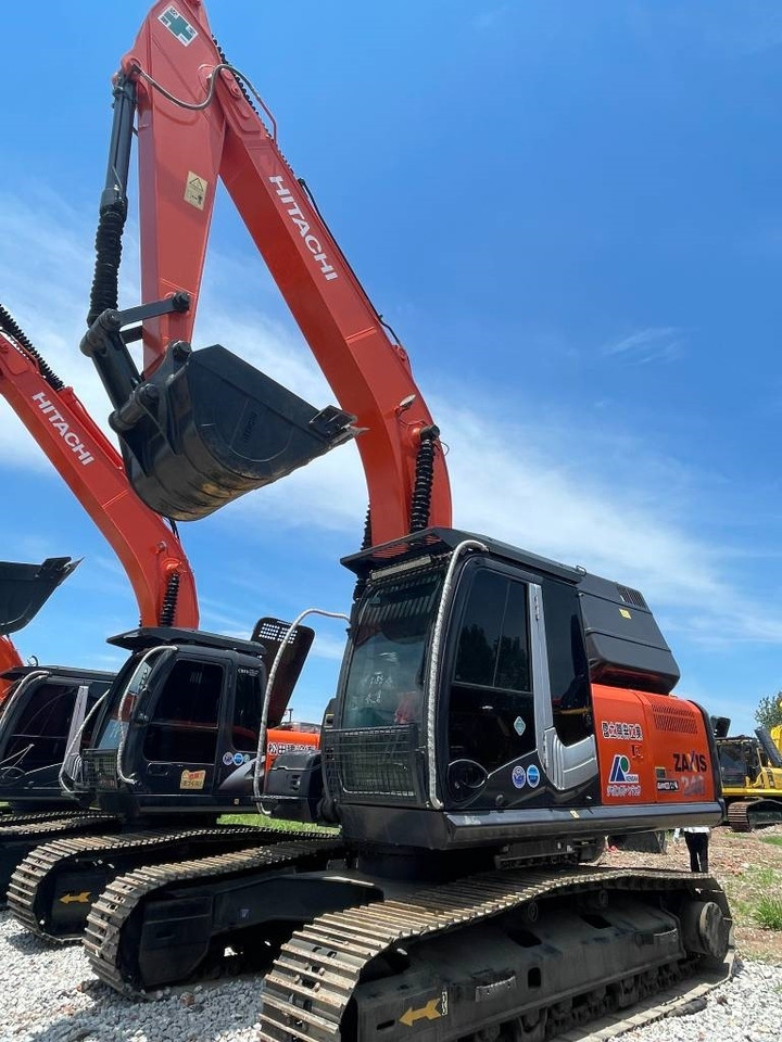Escavadora de rastos novo Hitachi ZX 240: foto 1