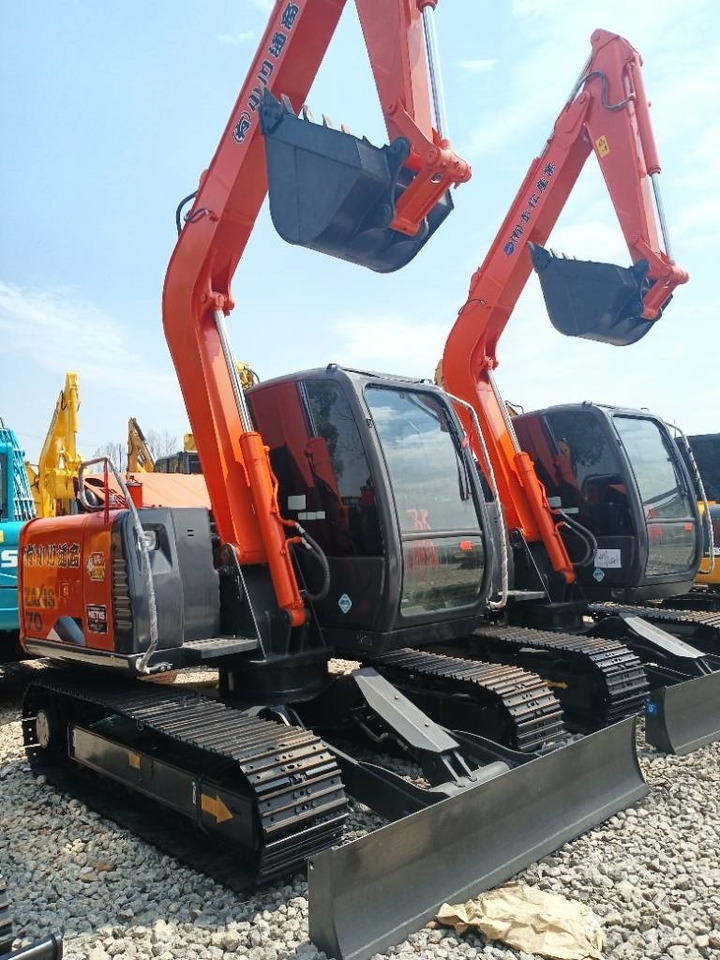 Hitachi ZX 70 - Escavadora de rastos: foto 3 Hitachi ZX 70 - Escavadora de rastos: foto 3