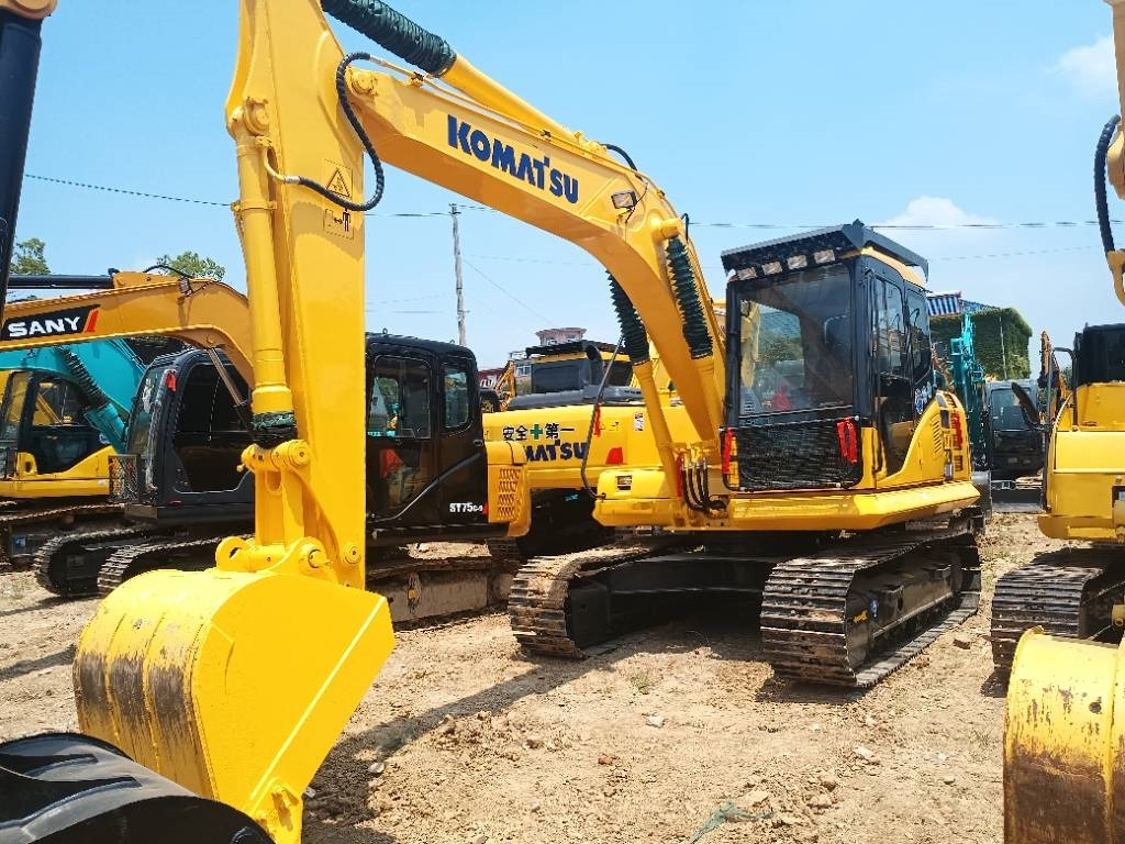 Komatsu PC 110 - Escavadora de rastos: foto 1 Komatsu PC 110 - Escavadora de rastos: foto 1