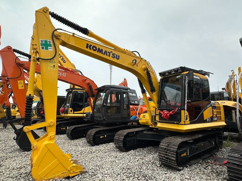 Komatsu PC 130  - Escavadora de rastos: foto 4 Komatsu PC 130  - Escavadora de rastos: foto 4