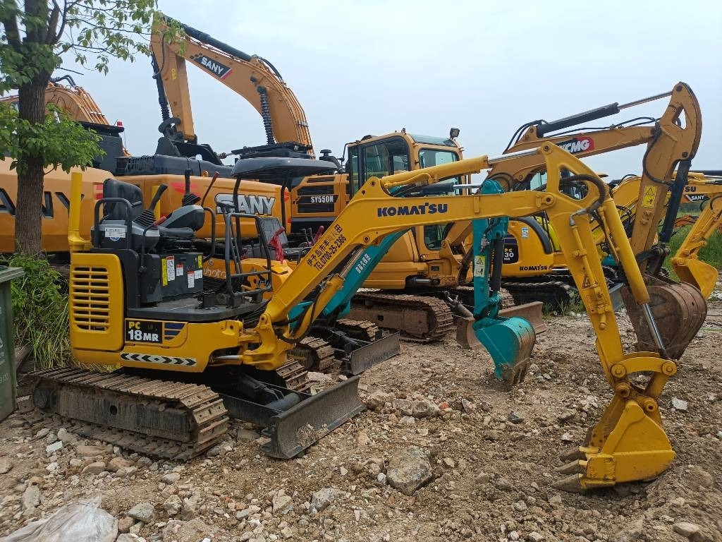 Komatsu PC 18 - Escavadora de rastos: foto 2 Komatsu PC 18 - Escavadora de rastos: foto 2