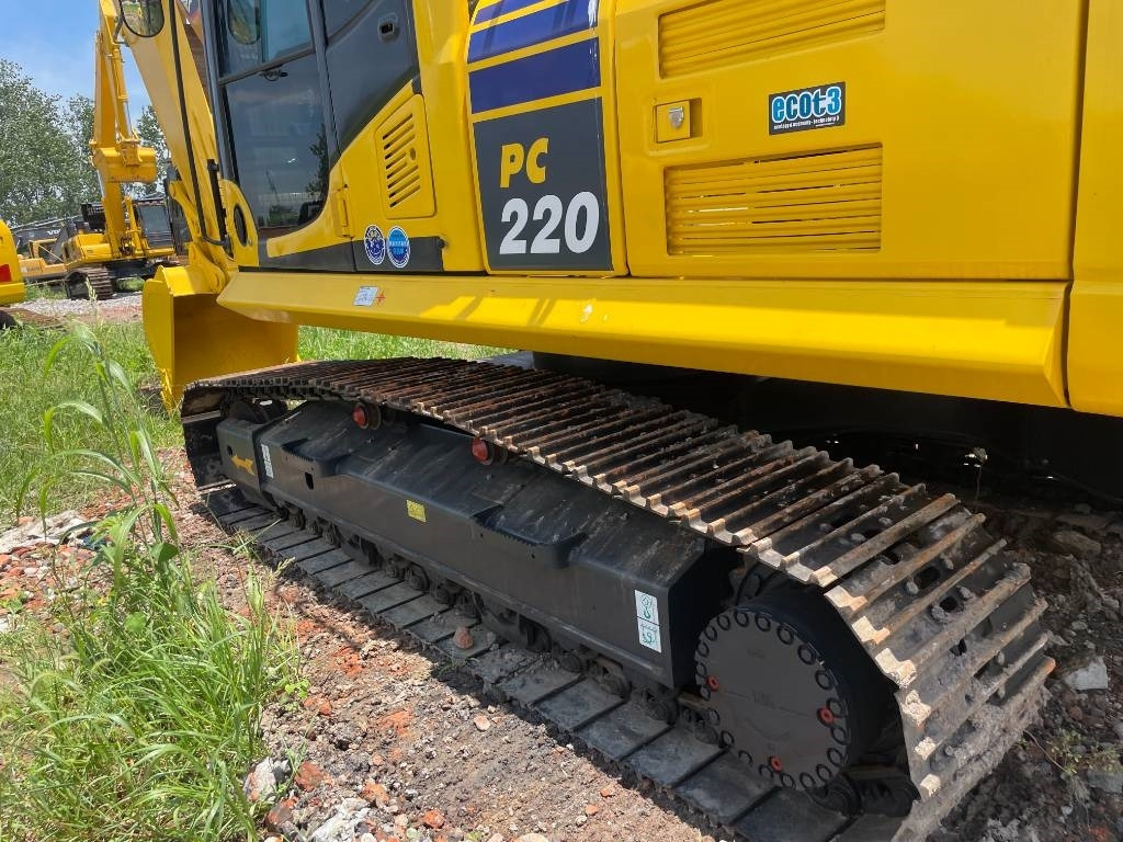 Komatsu PC 220 - Escavadora de rastos: foto 3 Komatsu PC 220 - Escavadora de rastos: foto 3