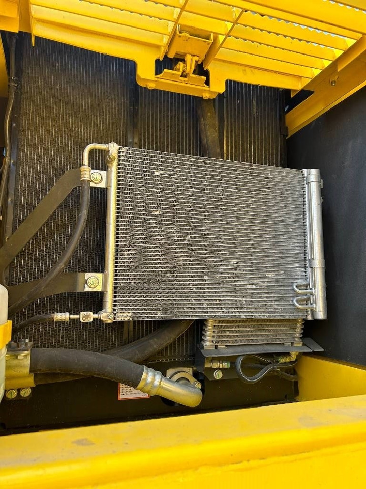 Komatsu PC 240 - Escavadora de rastos: foto 2 Komatsu PC 240 - Escavadora de rastos: foto 2