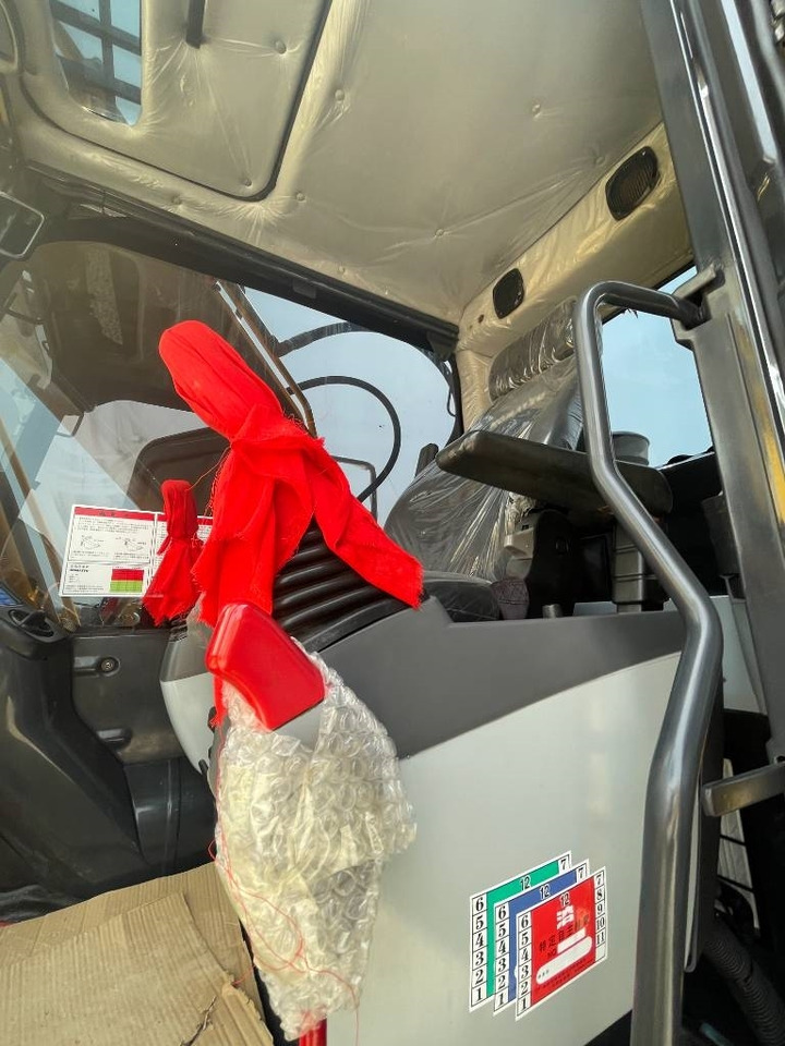 Komatsu PC 240 LC - Escavadora de rastos: foto 4 Komatsu PC 240 LC - Escavadora de rastos: foto 4