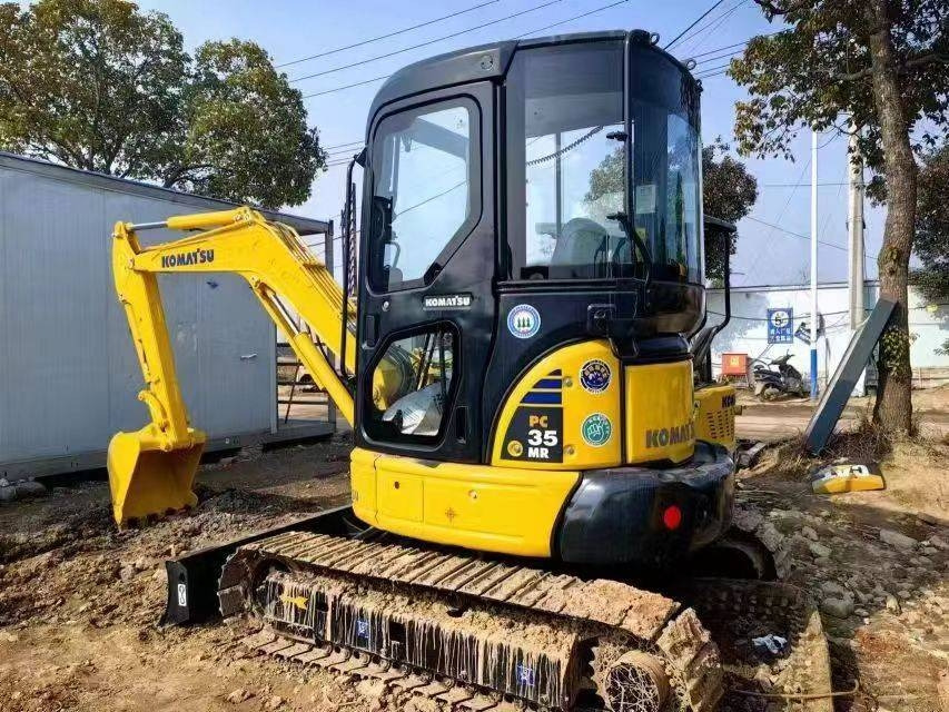 Komatsu PC 35 - Mini escavadeira: foto 1 Komatsu PC 35 - Mini escavadeira: foto 1