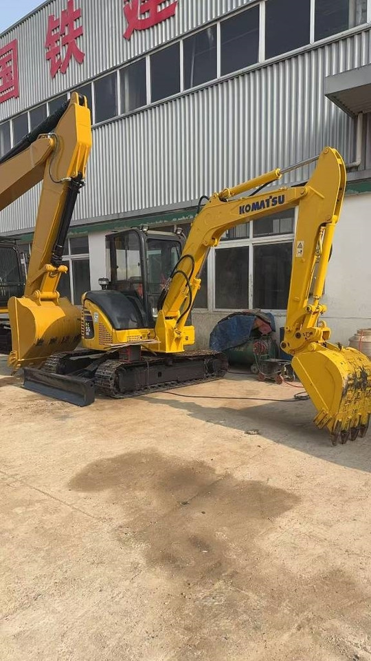 Komatsu PC 55 MR - Mini escavadeira: foto 2 Komatsu PC 55 MR - Mini escavadeira: foto 2