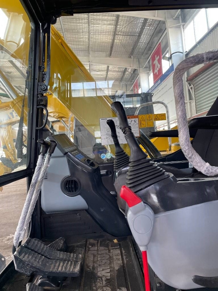 Komatsu PC 70 - Mini escavadeira: foto 5 Komatsu PC 70 - Mini escavadeira: foto 5