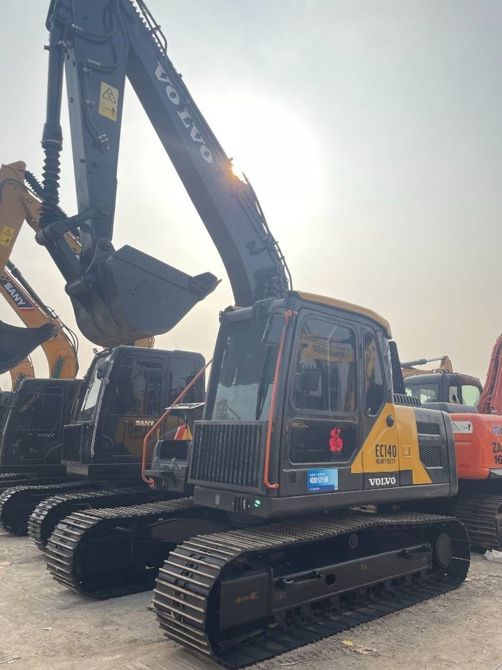 Volvo EC 140 - Escavadora de rastos: foto 2 Volvo EC 140 - Escavadora de rastos: foto 2