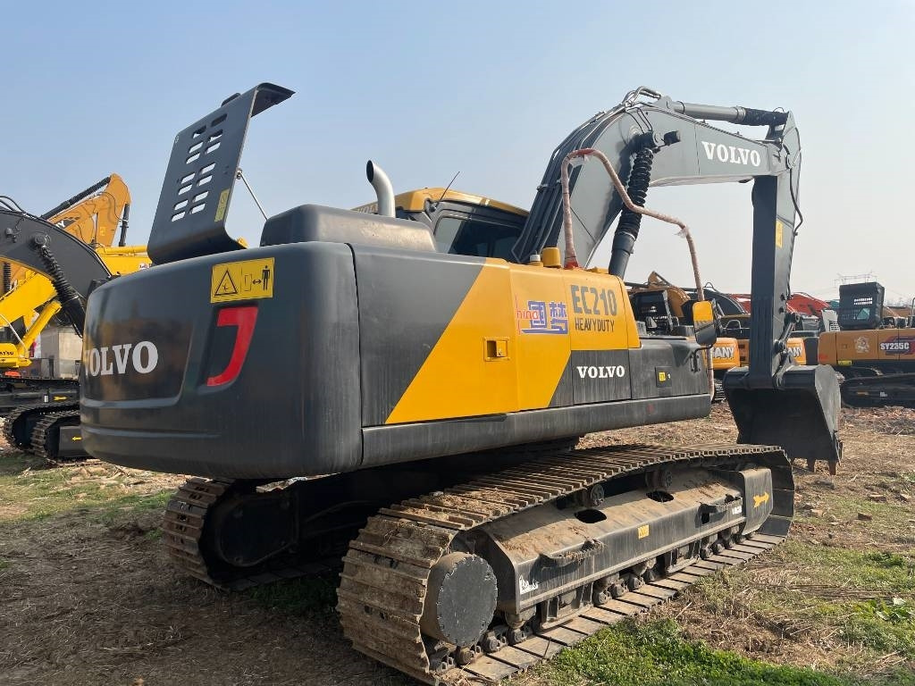Volvo EC 210 - Escavadora de rastos: foto 1 Volvo EC 210 - Escavadora de rastos: foto 1