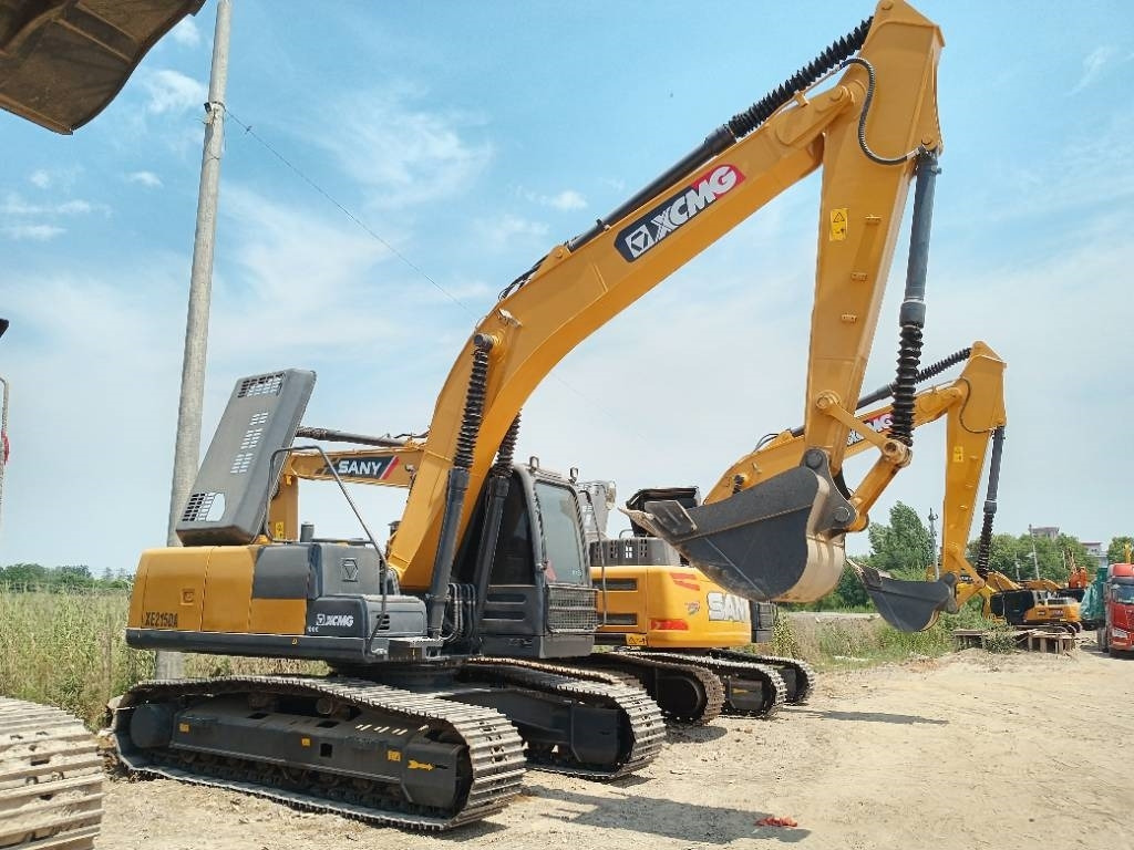 XCMG XE 215 DA - Escavadora de rastos: foto 4 XCMG XE 215 DA - Escavadora de rastos: foto 4