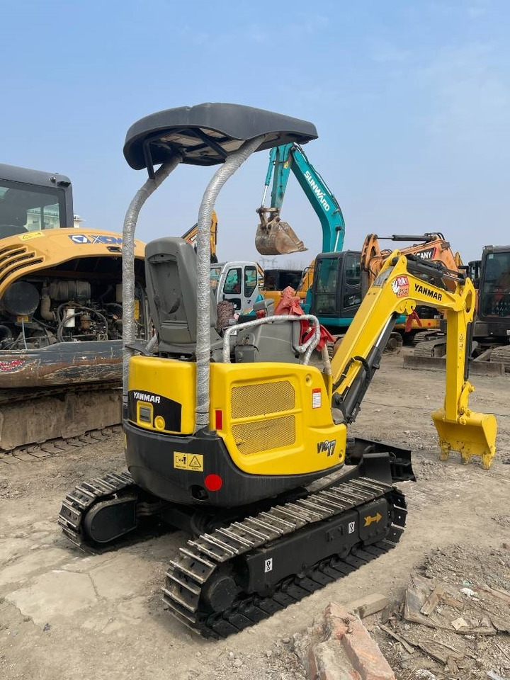 Yanmar Vio 17 - Mini escavadeira: foto 1 Yanmar Vio 17 - Mini escavadeira: foto 1