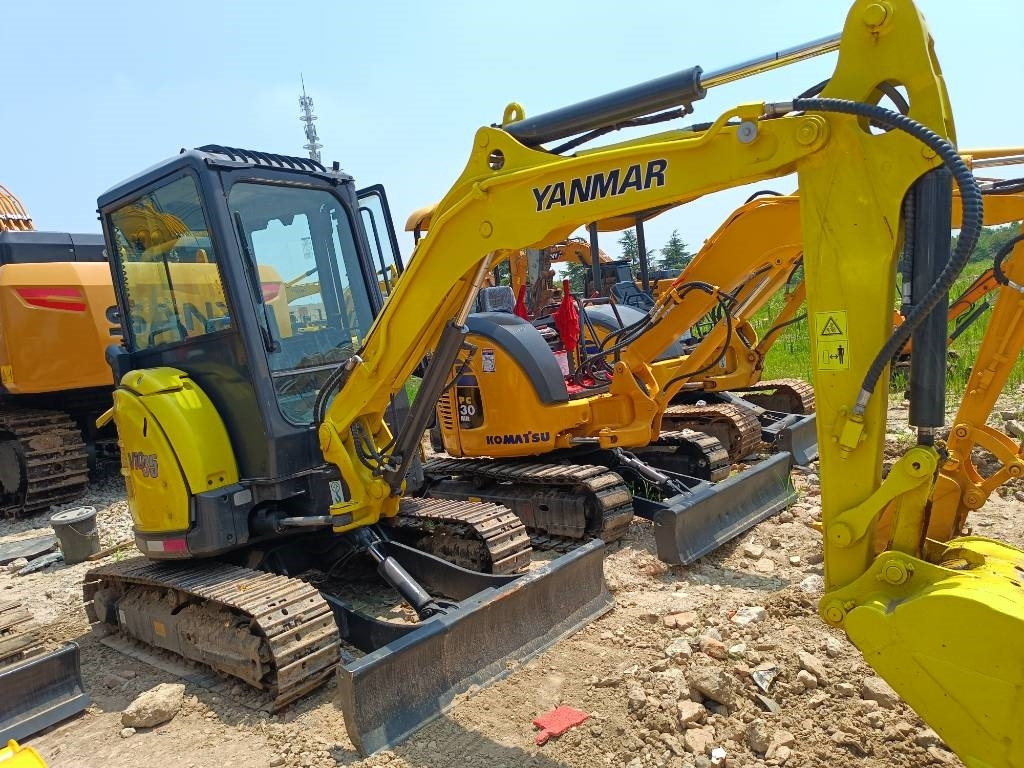 Yanmar Vio 35 - Mini escavadeira: foto 1 Yanmar Vio 35 - Mini escavadeira: foto 1