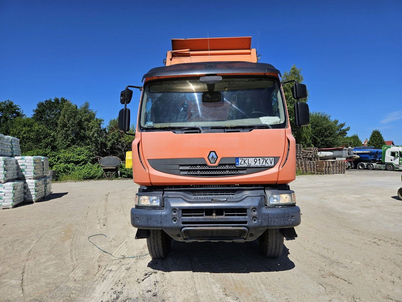 Renault Kerax 450 DXi - 6X6 - Full Spring - Mnual Gearbox - Camião basculante: foto 2 Renault Kerax 450 DXi - 6X6 - Full Spring - Mnual Gearbox - Camião basculante: foto 2