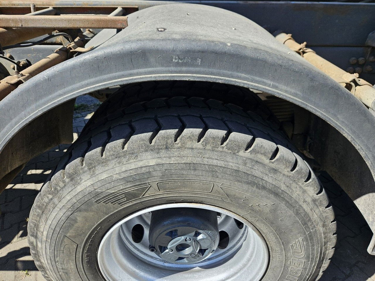 Camião basculante Scania R420 8x4 - Tipper - full spring - 2007 year: foto 13 Camião basculante Scania R420 8x4 - Tipper - full spring - 2007 year: foto 13