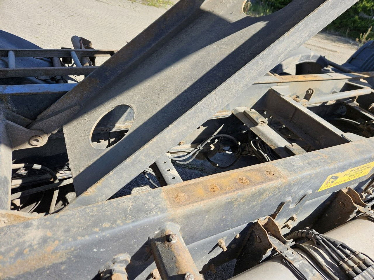 Camião basculante Scania R420 8x4 - Tipper - full spring - 2007 year: foto 10 Camião basculante Scania R420 8x4 - Tipper - full spring - 2007 year: foto 10