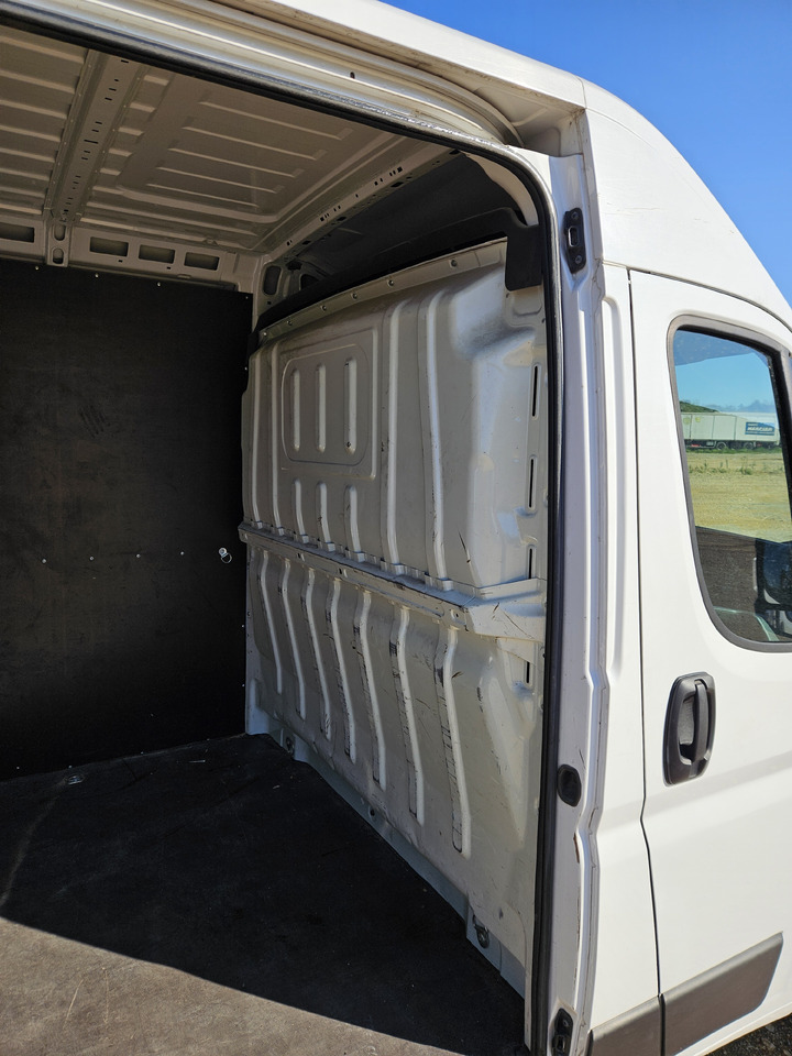 Carrinha de contentor Citröen Jumper Control FT 350 L3H2 2.2 Blue HDI S&S 140: foto 9