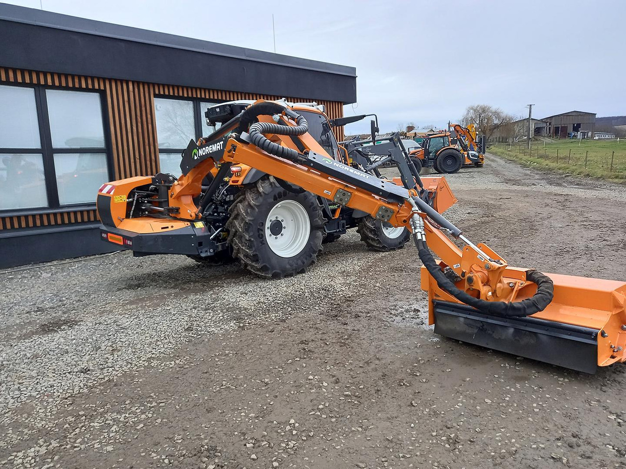 Lintrac Linder, Perkins, 90 - Trator: foto 4 Lintrac Linder, Perkins, 90 - Trator: foto 4