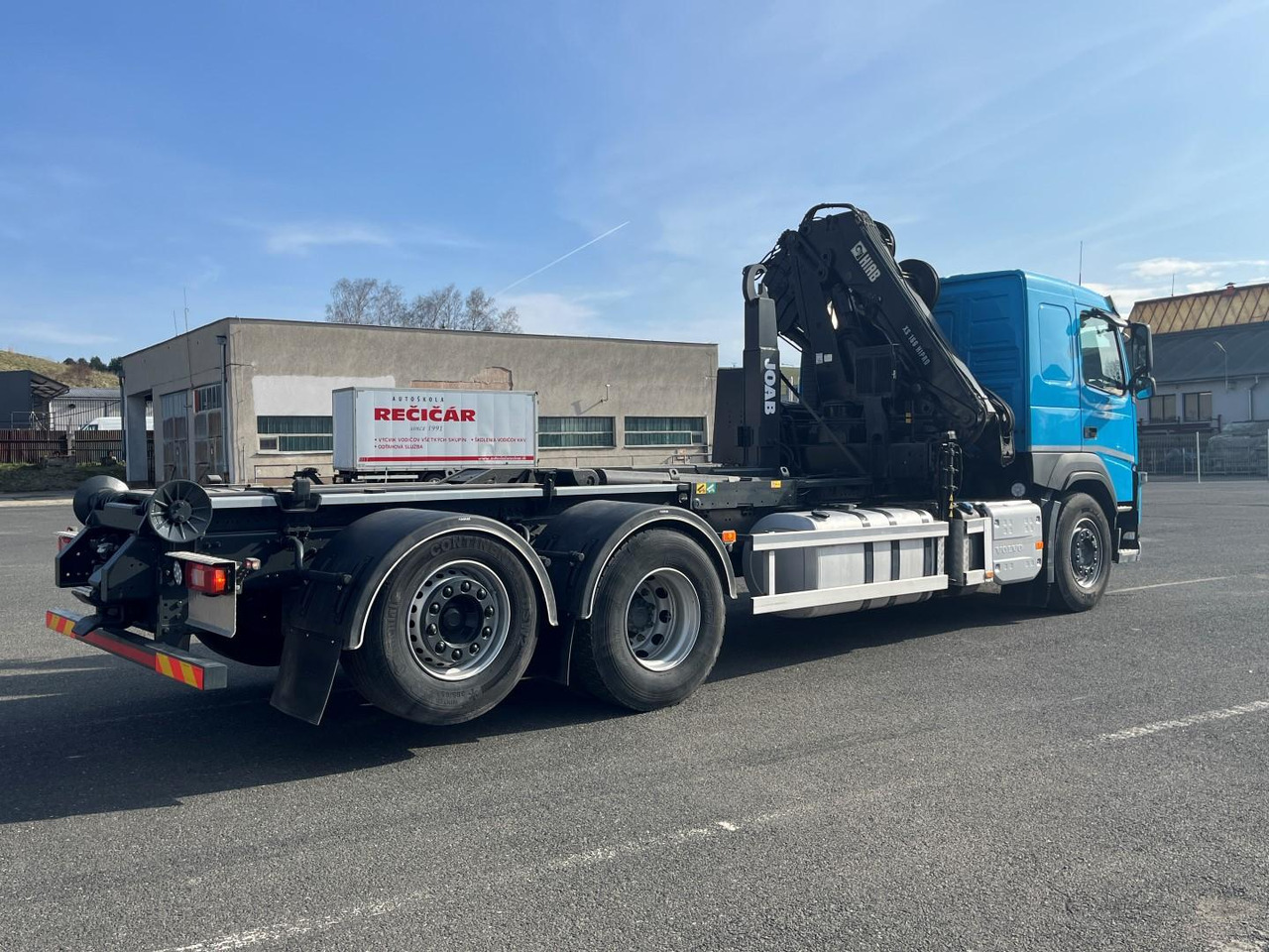 Leasing de  Volvo FM 420, 2016, 6x2, Hákový nosič kontajnerov, Hiab 166 - 4 Hipro + DO Volvo FM 420, 2016, 6x2, Hákový nosič kontajnerov, Hiab 166 - 4 Hipro + DO: foto 9 Leasing de  Volvo FM 420, 2016, 6x2, Hákový nosič kontajnerov, Hiab 166 - 4 Hipro + DO Volvo FM 420, 2016, 6x2, Hákový nosič kontajnerov, Hiab 166 - 4 Hipro + DO: foto 9