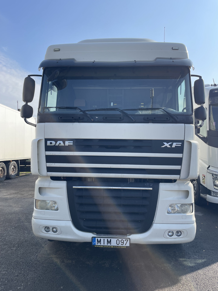 DAF XF105.460 Euro 5 manual gearbox - Tractor: foto 1 DAF XF105.460 Euro 5 manual gearbox - Tractor: foto 1