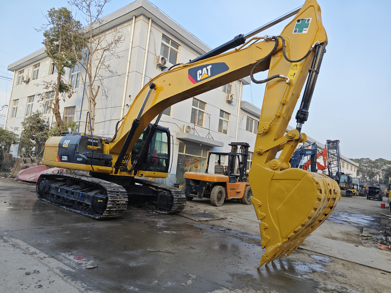 CATERPILLAR 325D used excavator 325C 325 - Escavadora de rastos: foto 4 CATERPILLAR 325D used excavator 325C 325 - Escavadora de rastos: foto 4