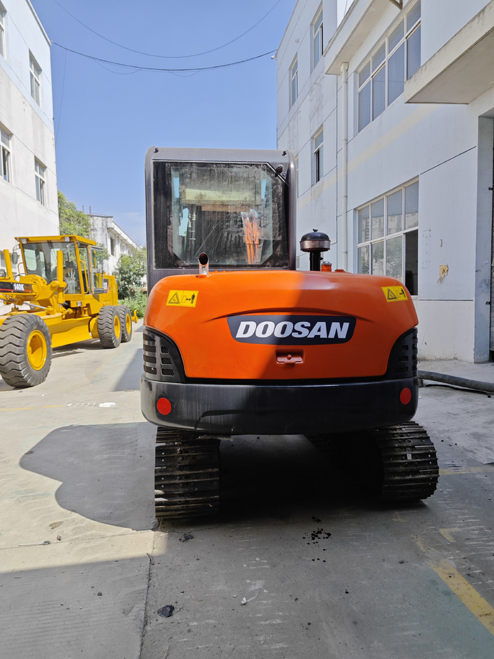 Doosan DH60 - Mini escavadeira: foto 4 Doosan DH60 - Mini escavadeira: foto 4