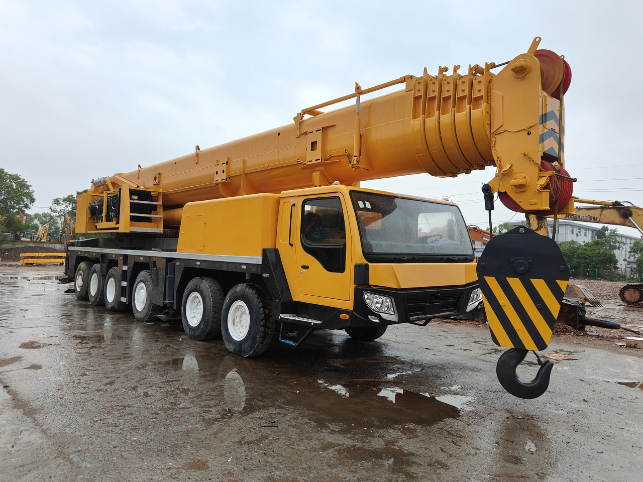 XCMG QY130K 130T Truck Crane - Grua móvel: foto 1 XCMG QY130K 130T Truck Crane - Grua móvel: foto 1